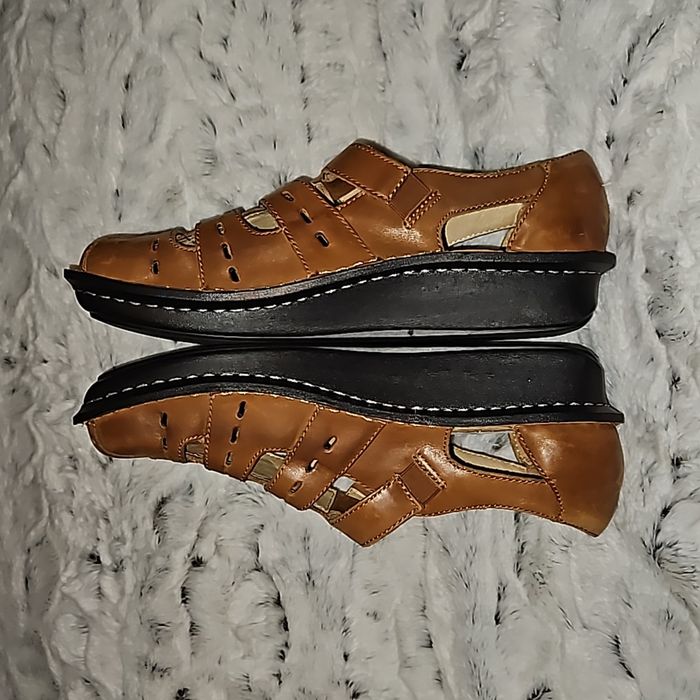 Alegria sandals - Picture 3 of 11
